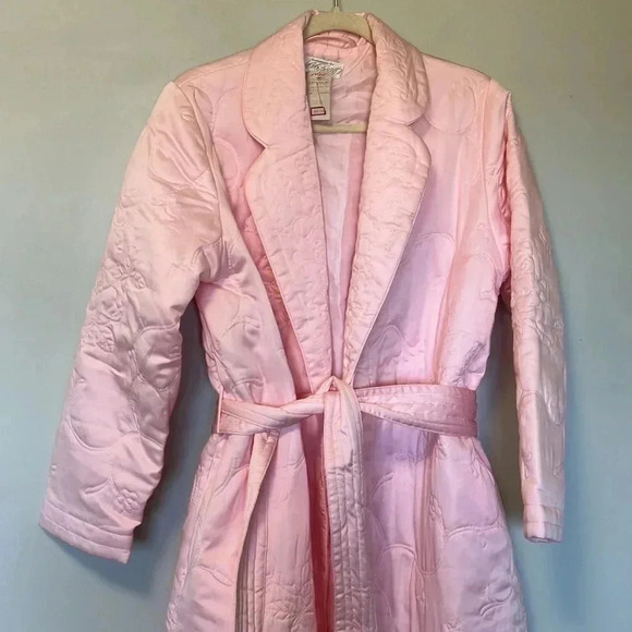 NWT Lord &  Taylor vintage pink robe with belt - Picture 3 of 7